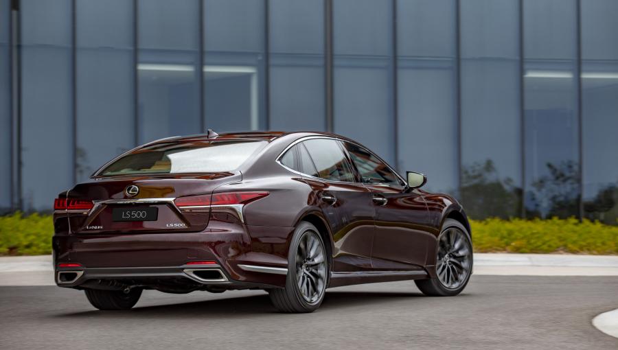 Lexus LS500 Inspiration Series 2019 года  (AU) (фото 2 из 11)